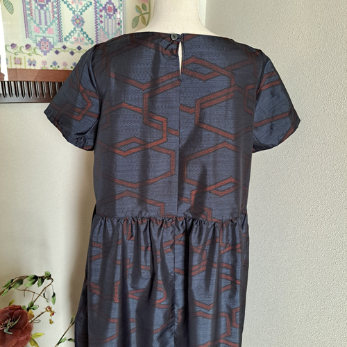 ☆着物リメイク/ 大島紬 /正絹/ 半袖 / ギャザーワンピース