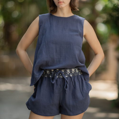 バッククロスtops + ホットパンツセットアップ セットアップ