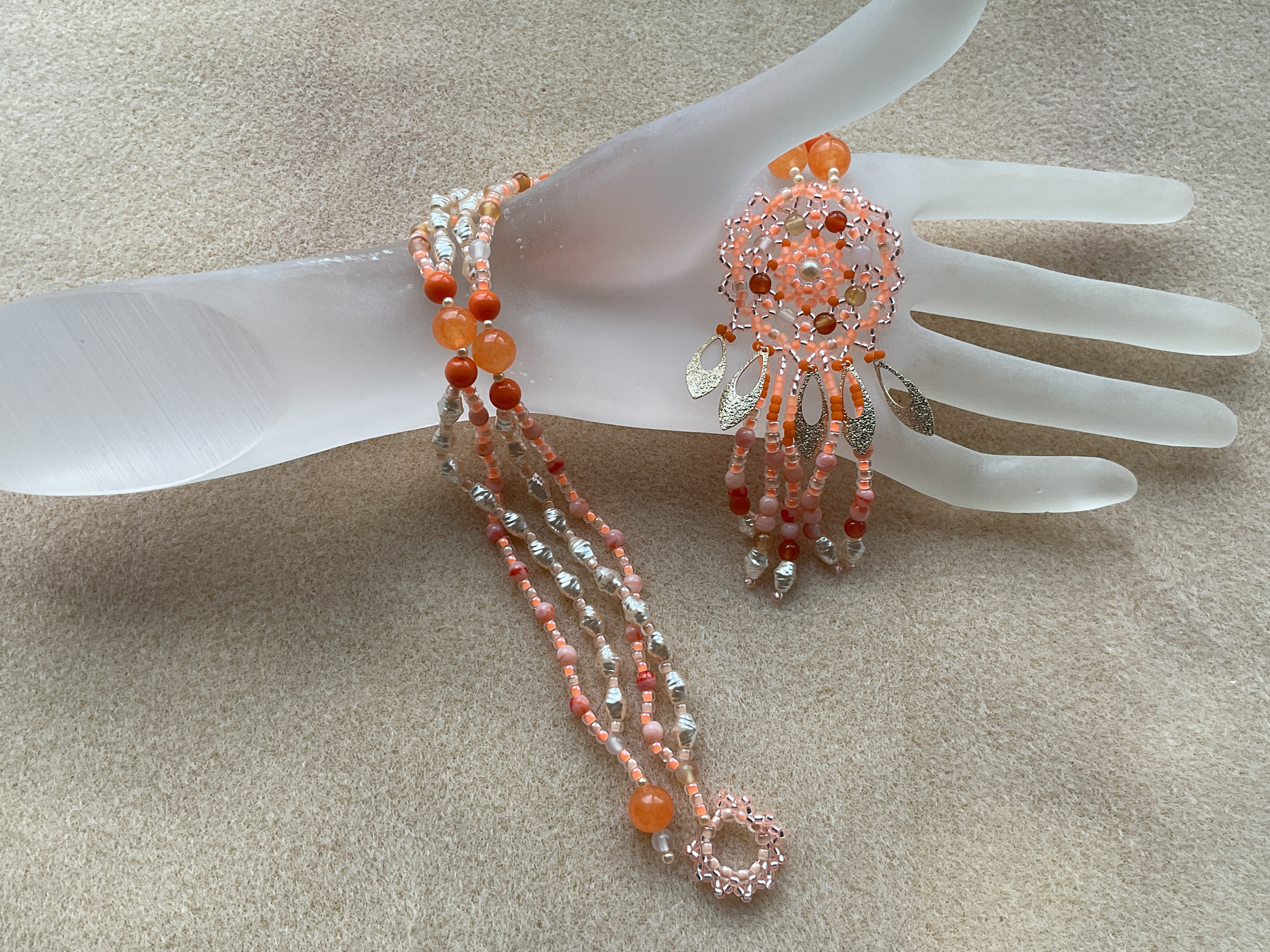 オレンジ・スパイス　ー光の魔法（オレンジ）　ネックレス