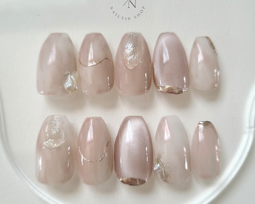 Misty Mocha ニュアンスネイル ブライダル 上品 成人式 前撮り ネイル