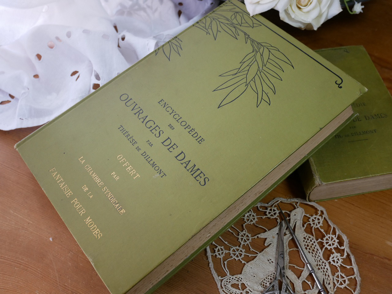 手芸事典 Encyclopedie Des Ouvrages De Dames アンティーク 手芸百科事典 ENCYCLOPEDIE DES OUVRAGES DE DAMES