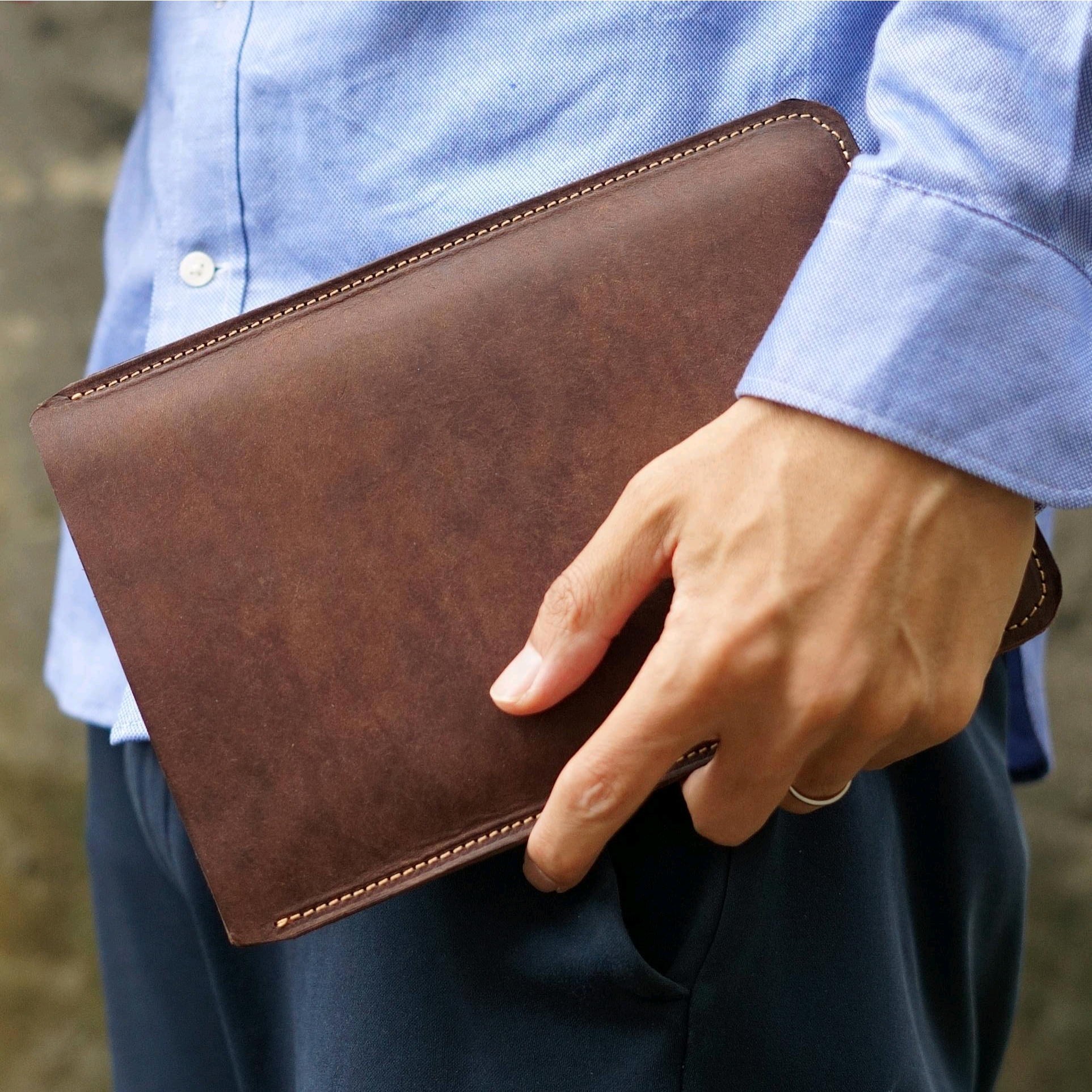 本革 iPad mini ケース｜イタリアンレザー Castagna｜経年変化が楽しめるスリーブ｜名入れ対応可