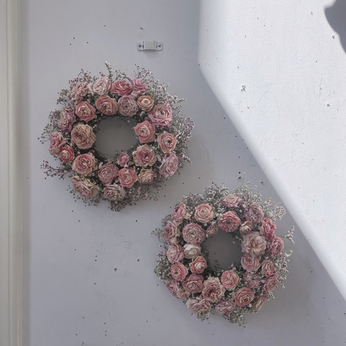 rose wreath 