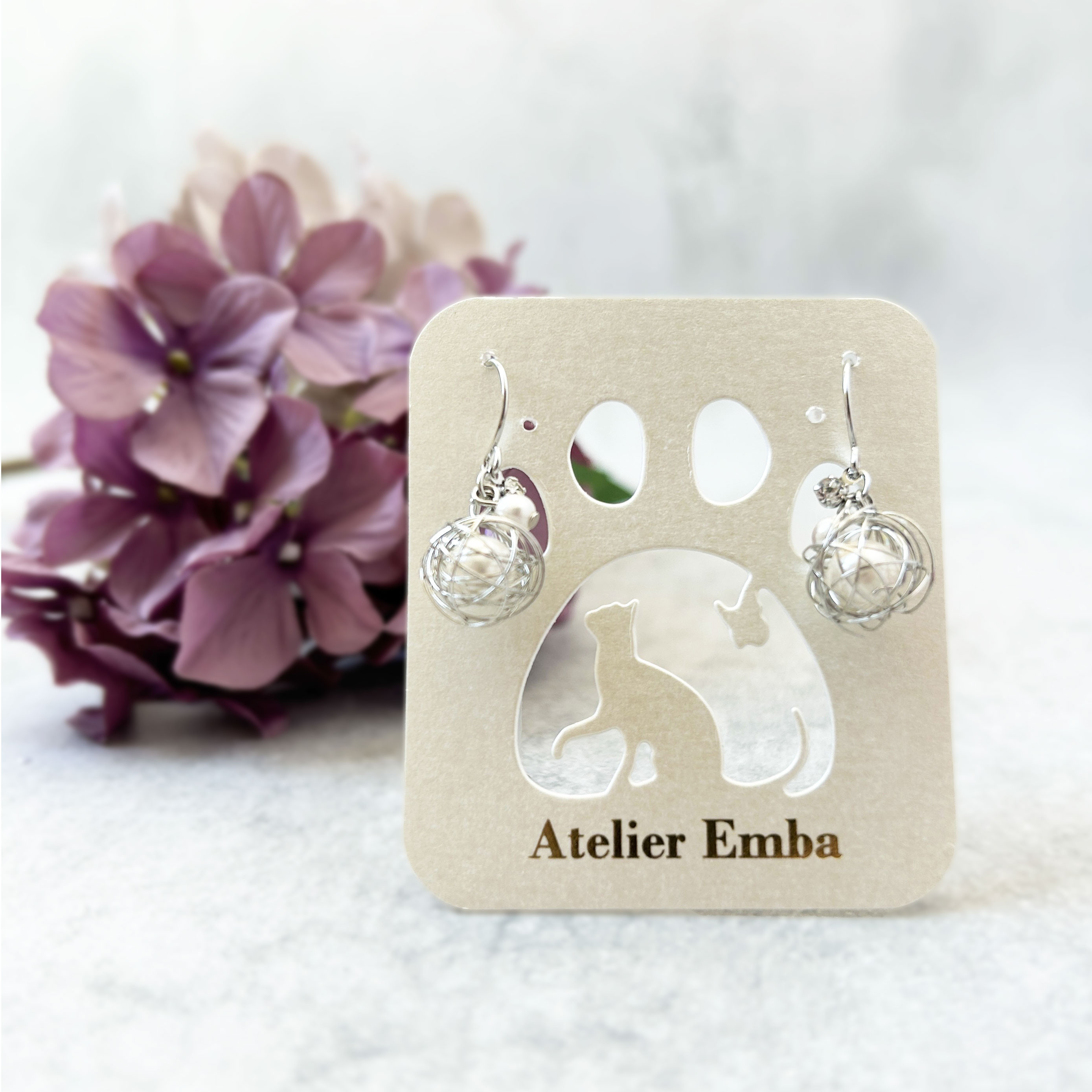 アクセサリー台紙　型抜き　にゃんだふる　80枚