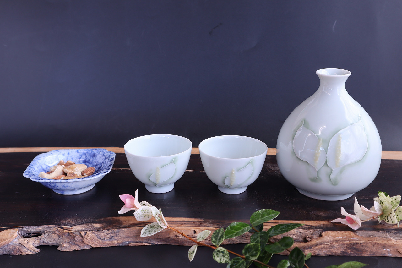 水芭蕉酒器(1本と2個)