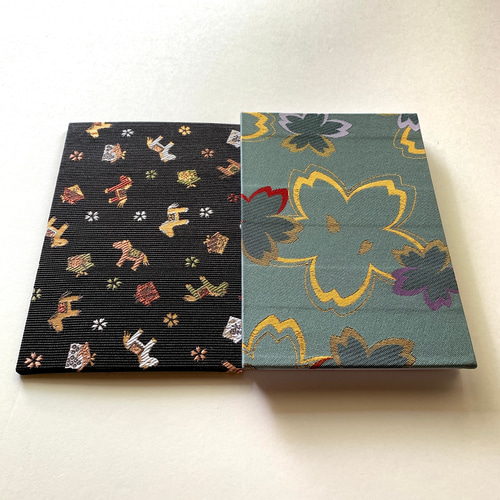 ◯限定　間桐桜　イメージ 蒔絵　御朱印帳 漆芸蒔絵御朱印帳 しだれ桜 黒 – 山家漆器店