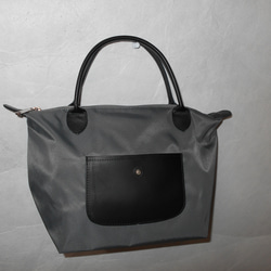 【送料無料】むっちゃ軽くて撥水なので雨の日も大丈夫なトートバッグ 3枚目の画像