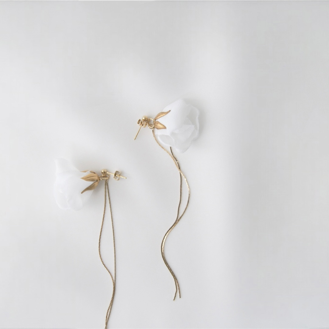 fleurs ゴールドチェーン　イヤリング/ピアス　シフォンフラワー　ブライダル