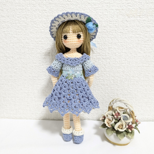 ✿水色ワンピースの女の子 着せ替えあみぐるみ あみぐるみ Karin