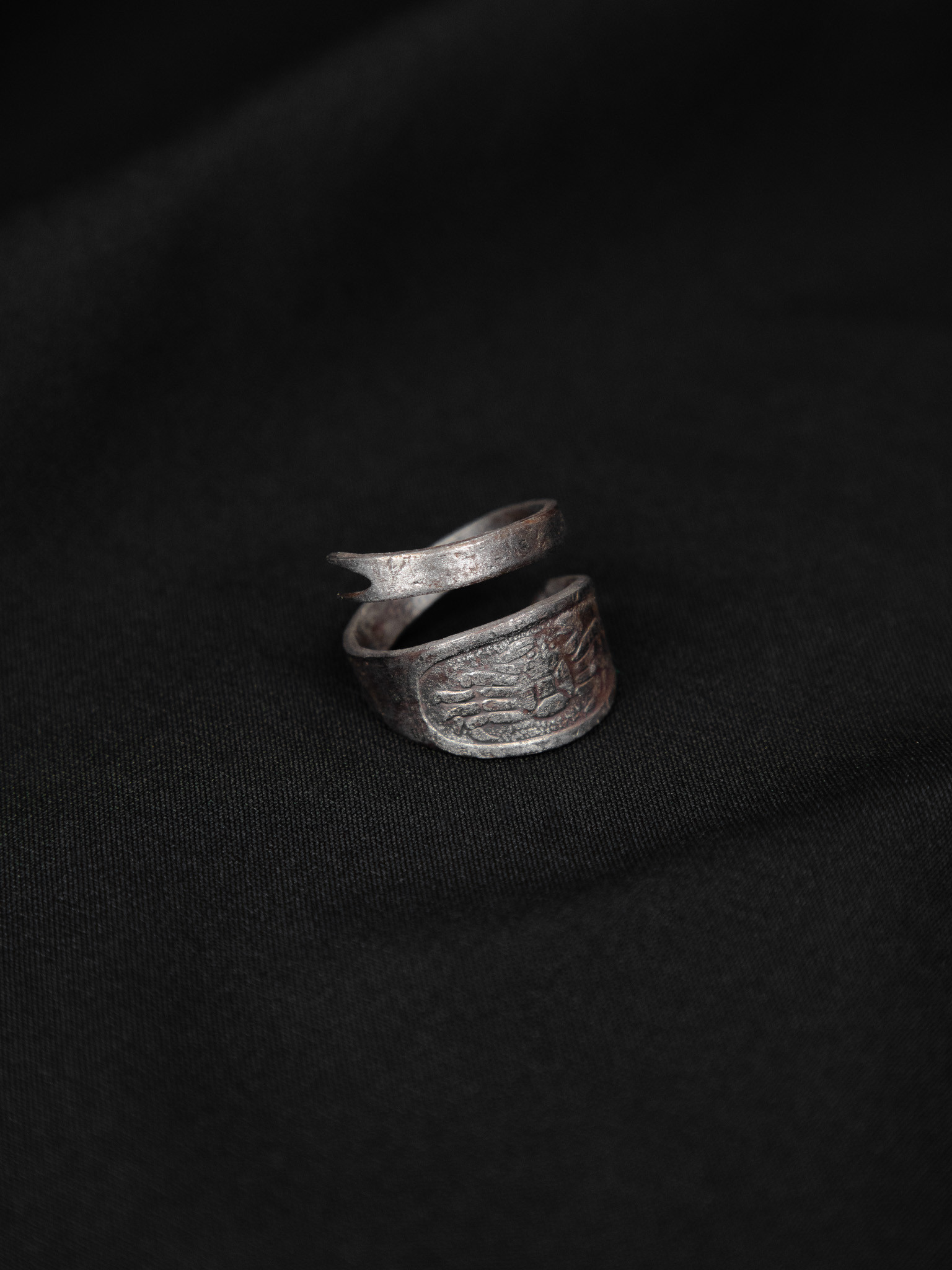 カニスプーンの指輪（燻銀ver.）