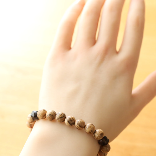 ☆香木の王「沈香」☆アガーウッド【沈香】ブレスレット：約8ミリ