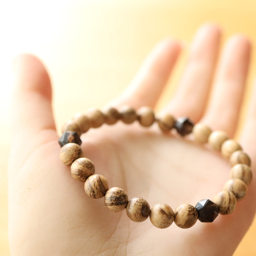 ☆香木の王「沈香」☆アガーウッド【沈香】ブレスレット：約8ミリ