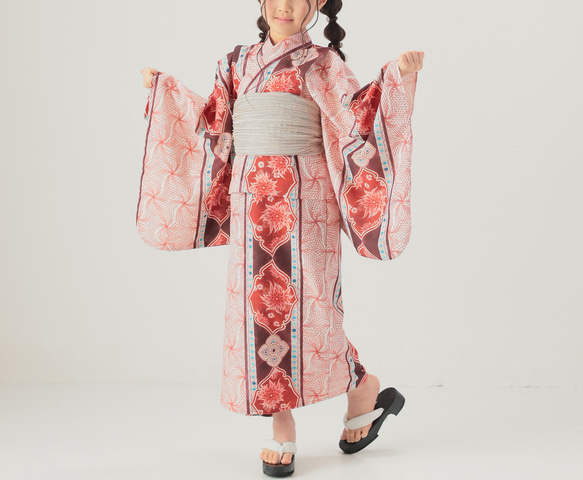 九谷焼作家が描く文様 子供浴衣・帯セット 遊泳花【KUTANI×KIMONO】 2枚目の画像