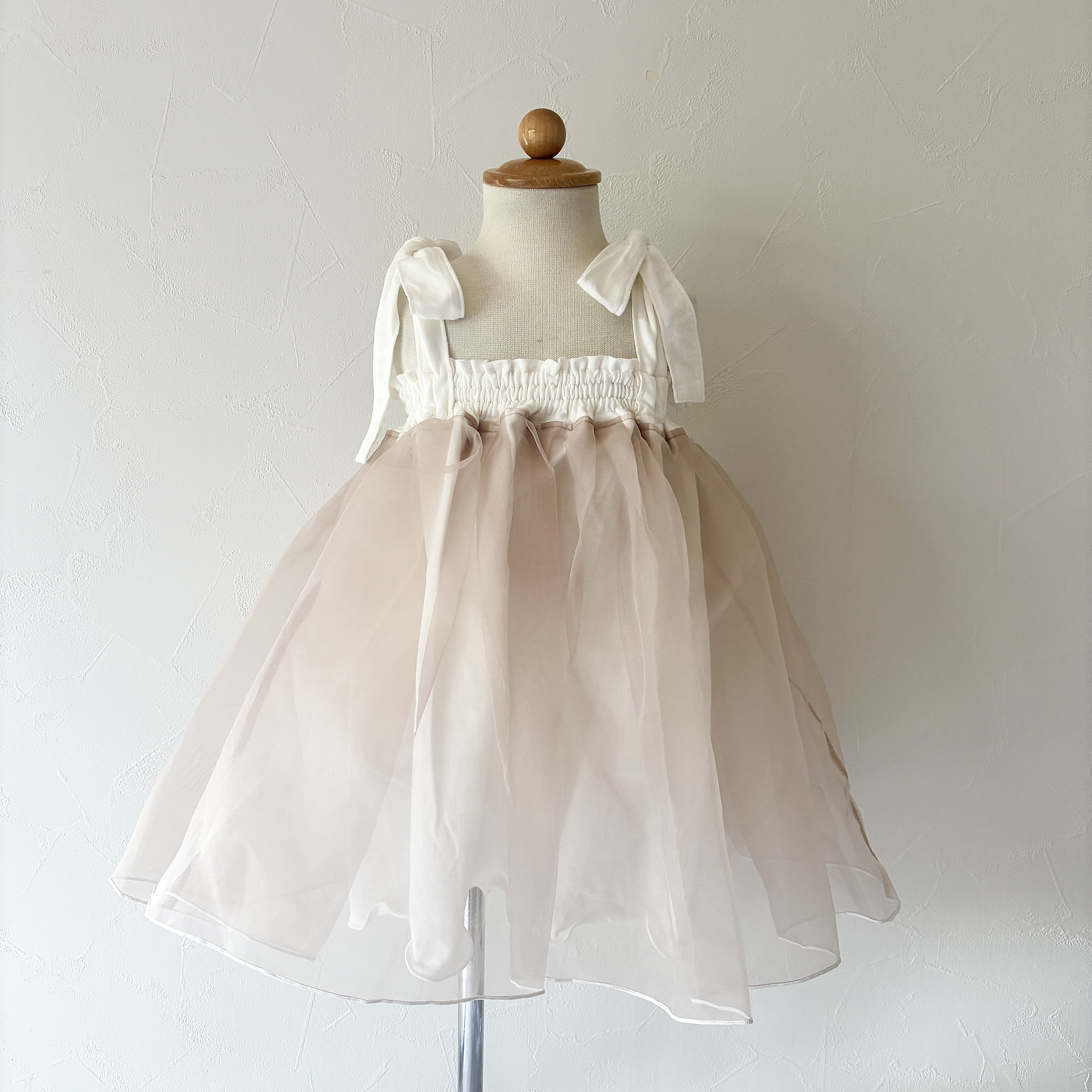 ドレス / オーガンジードレス / セレモニードレス / ベビードレス / ハーフバースデー / ホワイトミルクティー