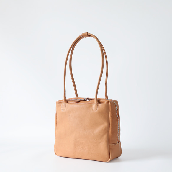 【限時特價】大容量柔軟真皮手提包 | 容量充足，設計優雅 | 母親節或生日禮物推薦 第2張的照片