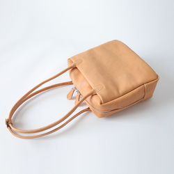 【限時特價】大容量柔軟真皮手提包 | 容量充足，設計優雅 | 母親節或生日禮物推薦 第9張的照片