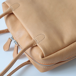 【限時特價】大容量柔軟真皮手提包 | 容量充足，設計優雅 | 母親節或生日禮物推薦 第10張的照片