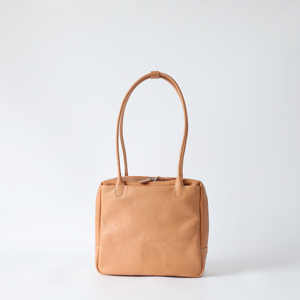 【限時特價】大容量柔軟真皮手提包 | 容量充足，設計優雅 | 母親節或生日禮物推薦 第3張的照片