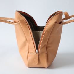 【限時特價】大容量柔軟真皮手提包 | 容量充足，設計優雅 | 母親節或生日禮物推薦 第16張的照片