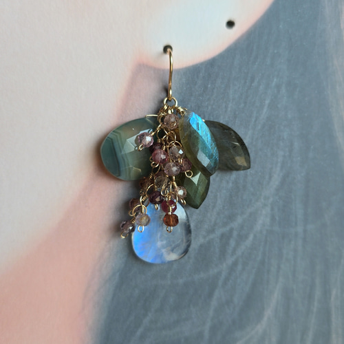 14kgf 天然石 ブルームーンストーン&ラブラドライトのピアス【GSPi58