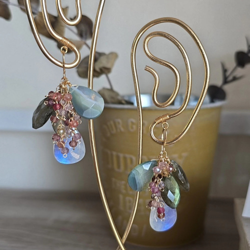 【0731】ピアス ラブラドライト×ムーンストーン 0731】ピアス ラブラドライト×ムーンストーン