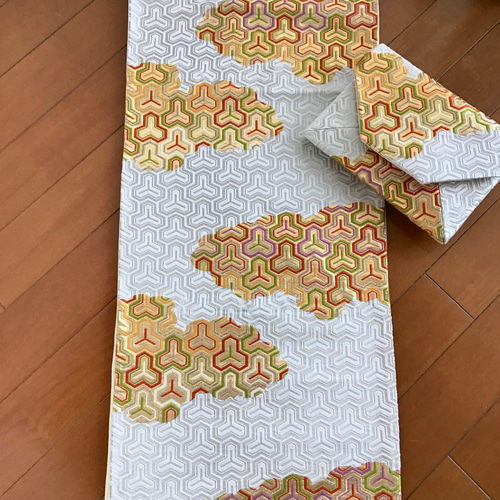 袋帯 結婚式バッグ パーティー 数寄屋袋　茶道 リユース正絹袋帯 リメイク242 袋帯 結婚式バッグ パーティー 数寄屋袋 茶道 リユース正絹袋帯