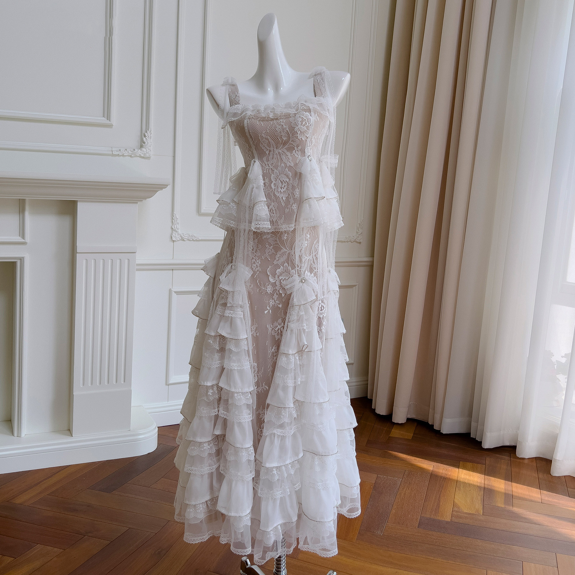 ドレス パーティードレス ウェディング 上下セット 白 レース 上品 高級感 優雅 韓国風 結婚式 お呼ばれ 同窓会