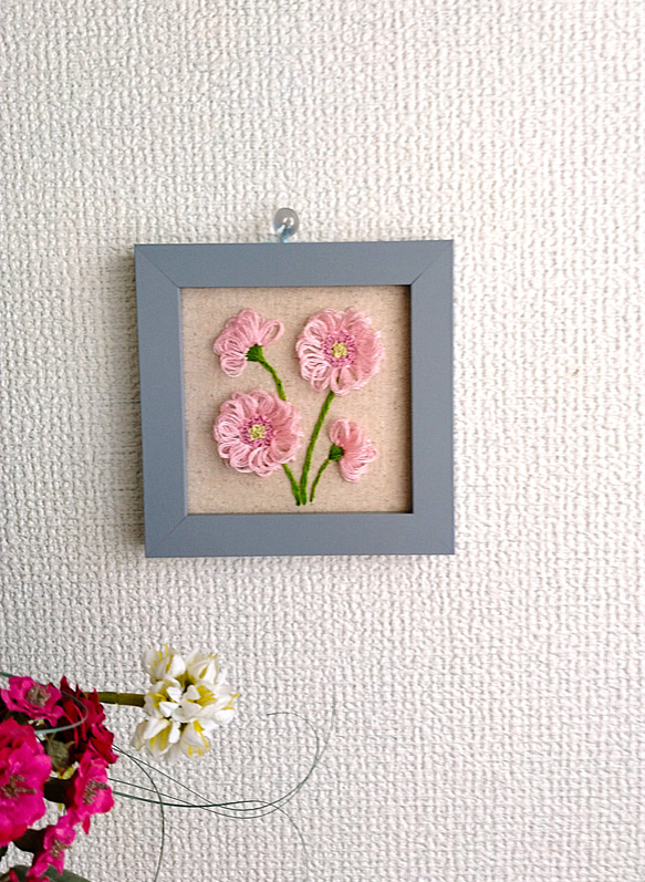 刺繡フレーム　立体刺繡　ガーベラ(正方形) 2枚目の画像