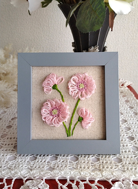 刺繡フレーム　立体刺繡　ガーベラ(正方形) 1枚目の画像