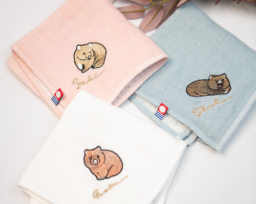 キラキラパグちゃん【ハンカチリクエスト受付】 キラキラパグちゃん