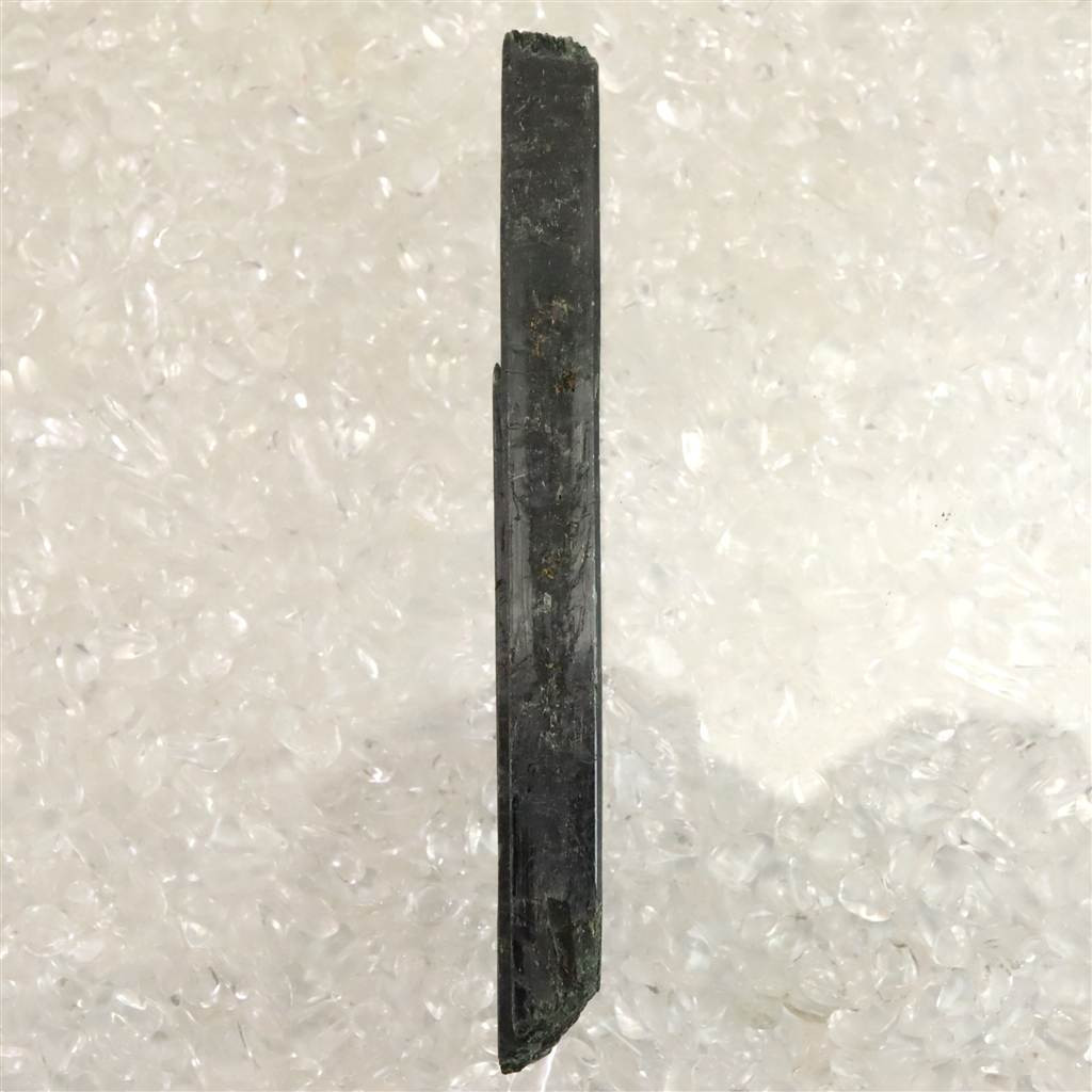 マラウィ　ゾンバ産  89mmエジリン輝石  19.5g #38694