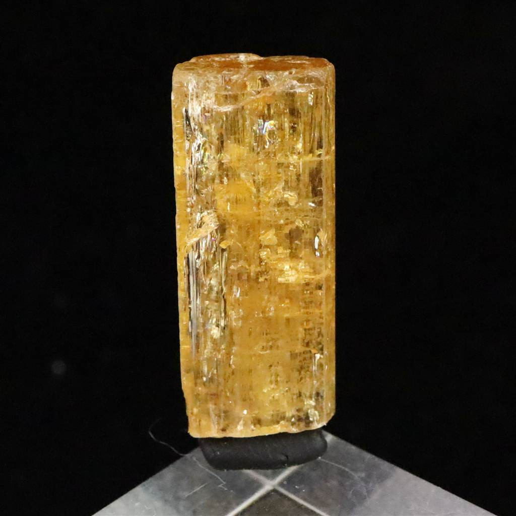 インペリアルトパーズ　結晶  9.49g #82536