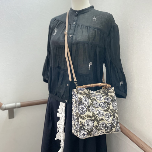 ⚮̈ミナペルホネン rosy バンブーバッグ ワンハンドルバッグ