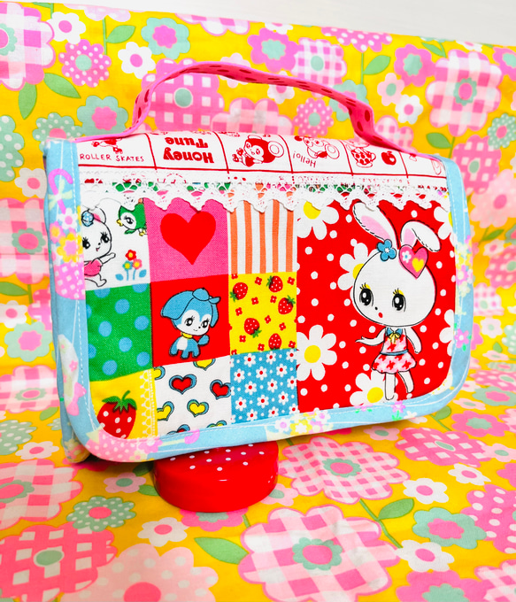 昭和レトロアニマル おしゃれなミニバッグ うさぎと包装紙柄 ポーチ