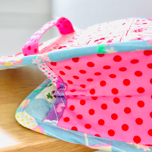 昭和レトロアニマル おしゃれなミニバッグ うさぎと包装紙柄 ポーチ