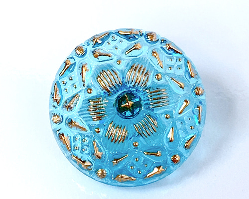 チェコガラスボタン 花と模様 クリアライトブルー/ゴールド 23mm