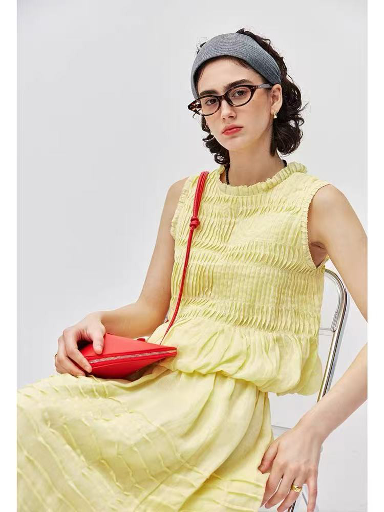 オリジナルデザイン  ピンタック入りトップス　スカート　２色