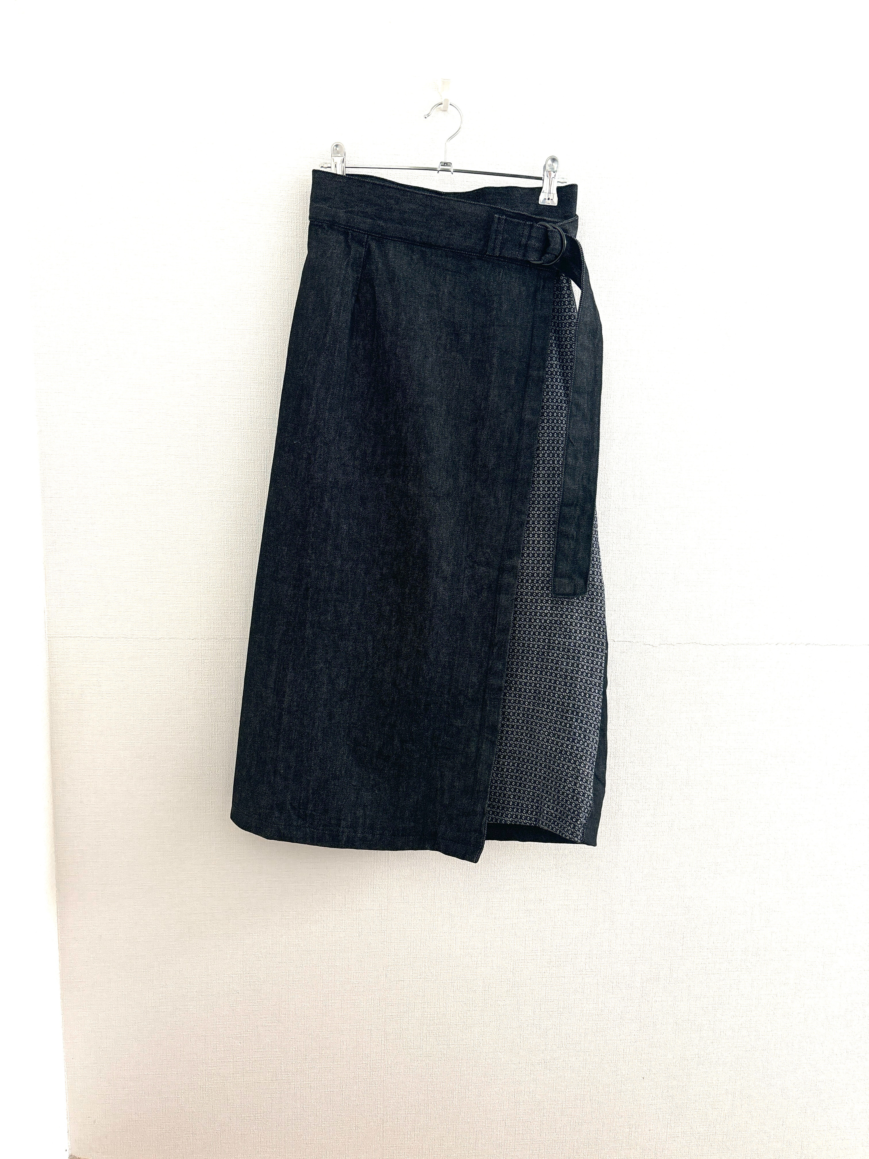 岡山デニム✨日本製　巻きスカート　ロングスカート  ラップスカート  ブラックデニム　デニム　国産デニム　スカート