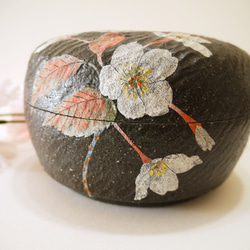 〈一点もの〉菓子器（蓋物）・花の景色 4枚目の画像
