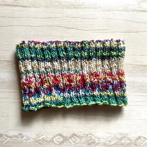 オパール毛糸の便利なウォーマー ネックウォーマー ヘアバンド 手編み  