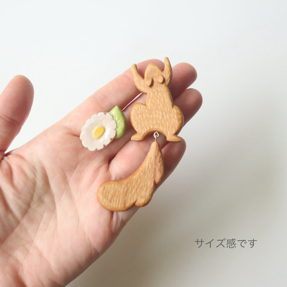 【セット】＊リス と お花＊ 木彫りブローチ　／ 北欧 ナチュラル ギフト アクセサリー プレゼント 11枚目の画像