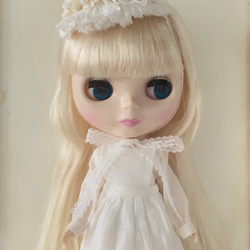 ドール用レースと染め花のスモールヘッドドレス(MLフリー・小バラ・オフホワイト) 5枚目の画像