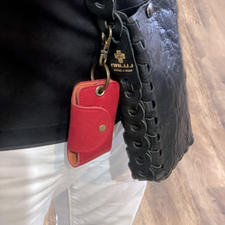 スマートキーケース　茶、キャメル、ベージュ花柄　ストラップ付き（送料込み） 7枚目の画像