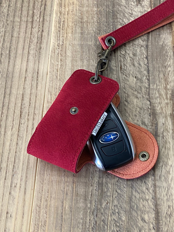 スマートキーケース　茶、キャメル、ベージュ花柄　ストラップ付き（送料込み） 6枚目の画像