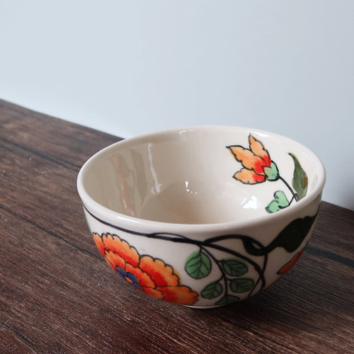 Orangeフラワー ボウル バッチャン焼き ベトナム食器 手描き 花柄 お椀