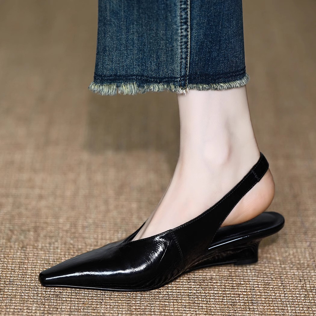 走れる2色サンダル ウェッジヒール デイリー 大人 およばれ  OL 仕事 通勤 オフィス シンプル 上品 フォーマル