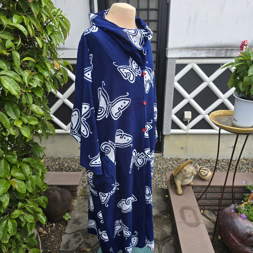 専用＊浴衣の反物から作る 花と蝶々柄 2WAY ワンピース Mサイズ＊ 専用＊浴衣の反物から作る 花と蝶々柄 2WAY ワンピース Mサイズ