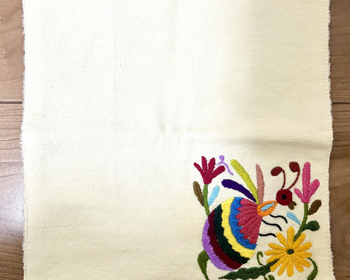 タオルハンカチ【23cm】メキシコ オトミ刺繍 虫 ハンカチ・手ぬぐい