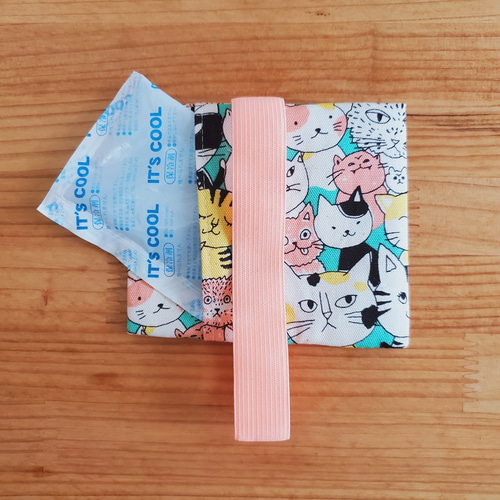 お弁当に！保冷剤ケース付き お弁当箱ゴムバンド ランチベルト ねこ