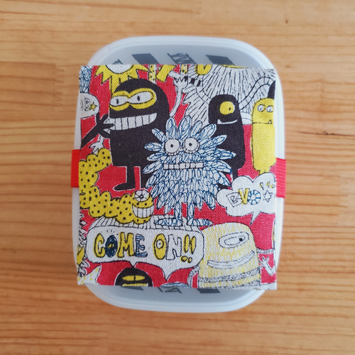 お弁当に！保冷剤ケース付き お弁当箱ゴムバンド ランチベルト